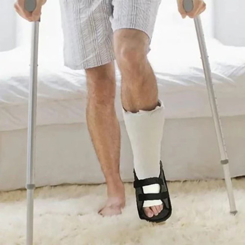 کفش کچ آقای کفش medsurgpostop رنگ مشکی چسبدار